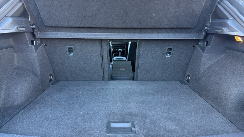 Volkswagen T-Roc 1.5 TSI R-Line 5dr Petrol Hatchback